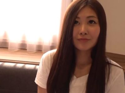 めちゃめちゃ可愛い若奥さんがDT君を相手にパコっちゃう♥